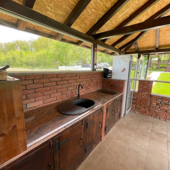 3c250817-8589-4adb-aa1d-a91eb2807c6b