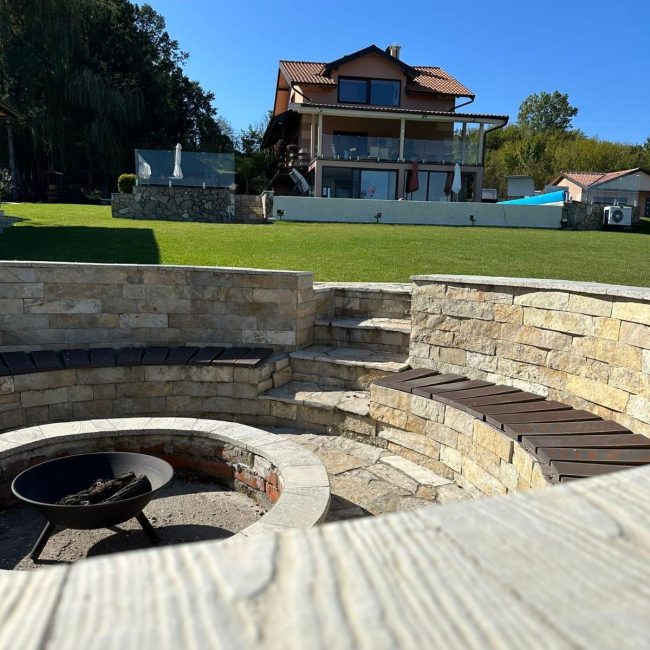 7952a1c2-b527-42fc-8a9d-1d52a5523549